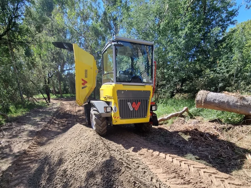 Crossing Place Trail - Image 4