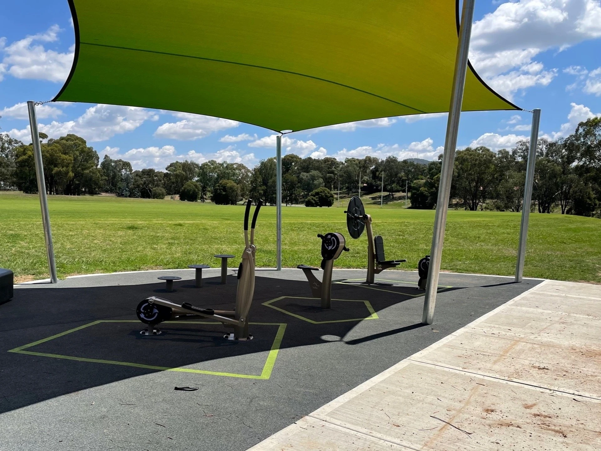 Ernest Grant Oval Fitness Trail - Image 3