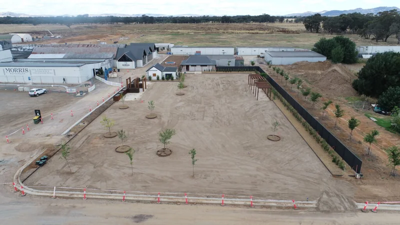 Morris of Rutherglen Cellar Door Landscape - Image 2