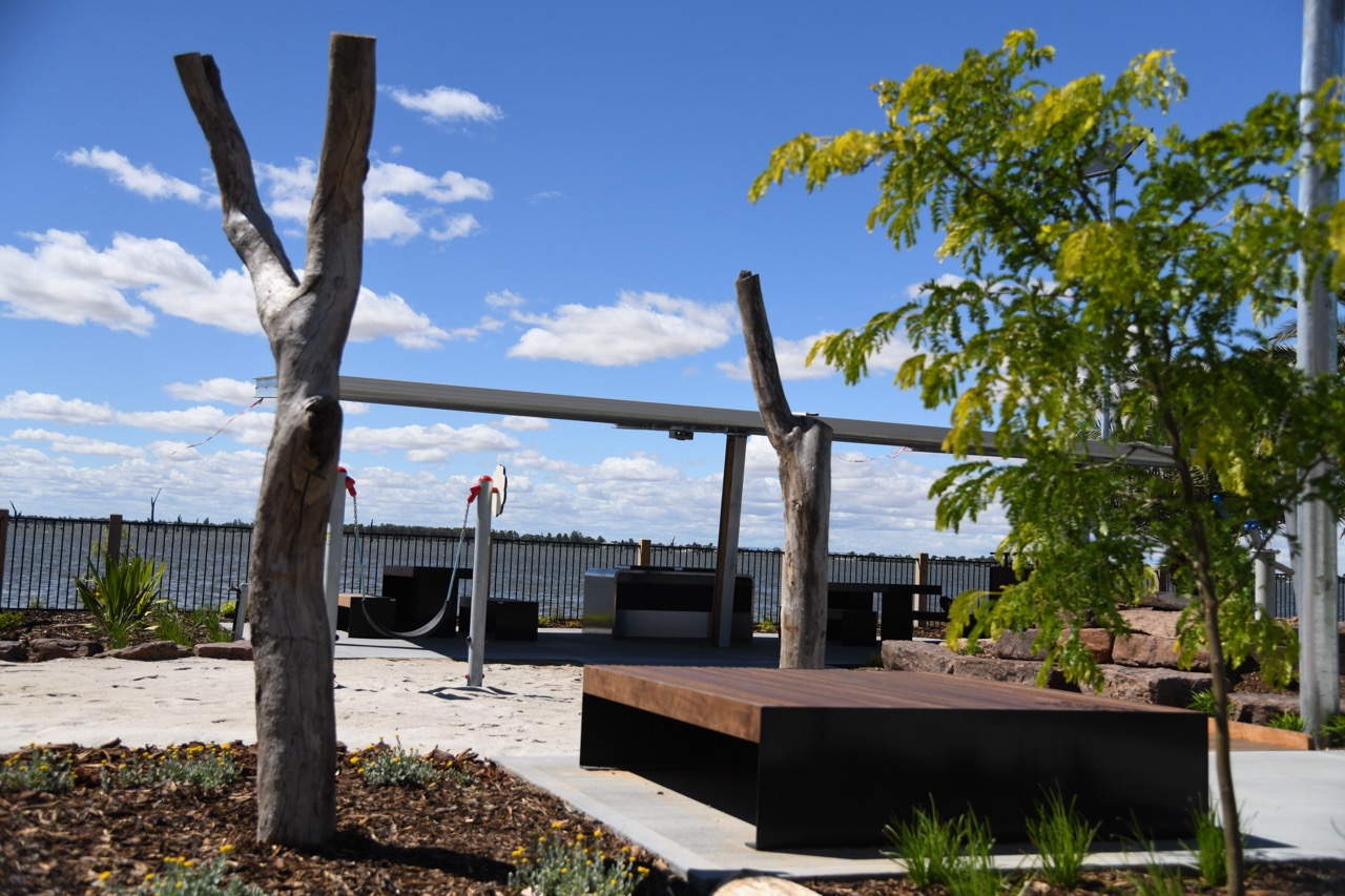 Shelters, Arbours & Street Furniture - 4